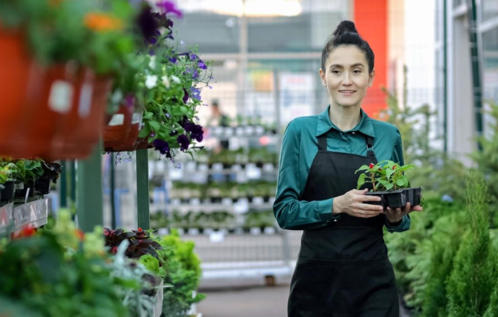 Biomarkers and Gene Therapy: Shaping the Future of Pharmaceuticals